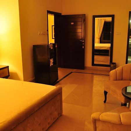 Reina Boutique Hotel - G6/3 Исламабад Экстерьер фото