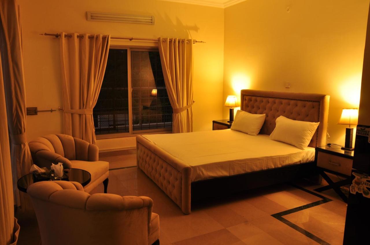 Reina Boutique Hotel - G6/3 Исламабад Экстерьер фото